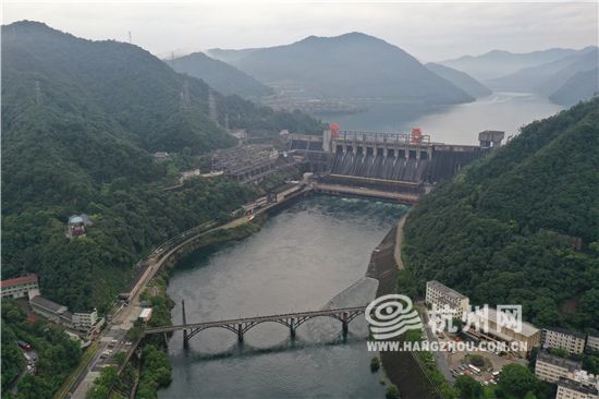 新安江水库泄洪水流走势_新安江水库泄洪下游是哪里