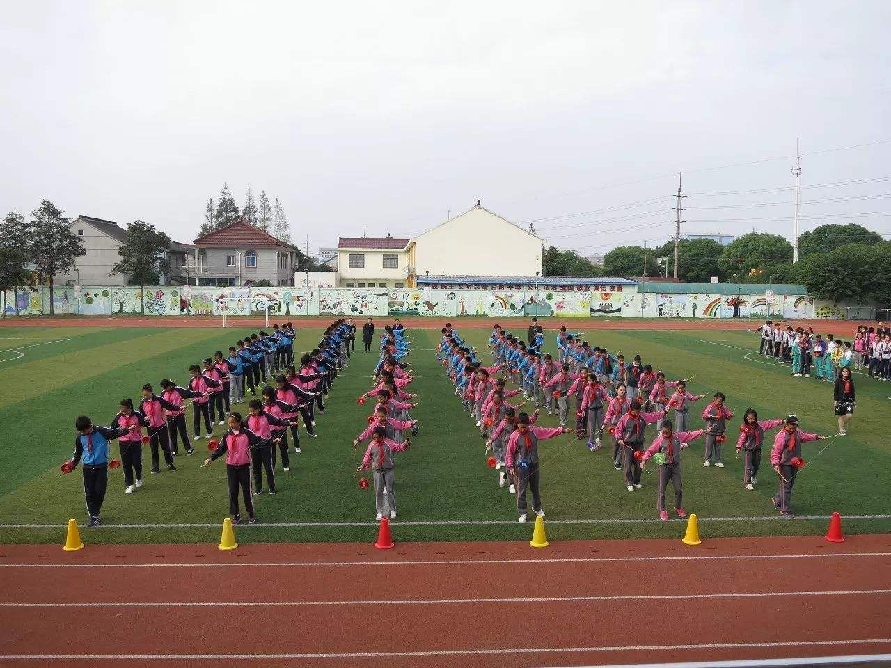 娄塘学校足球_娄塘学校官网