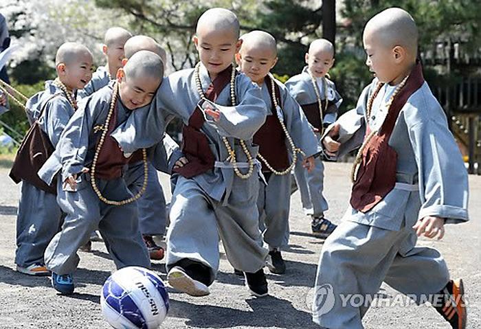 金真洙足球_小学足球第二课堂总结