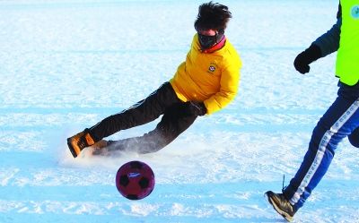 河北雪地足球_河北石家庄足球