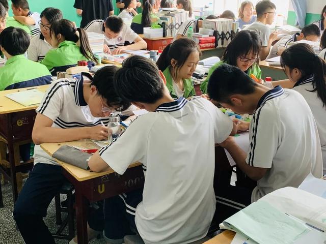 盐化中学足球_盐城足球培训学校