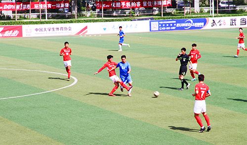 足球大学杯_大学体育足球