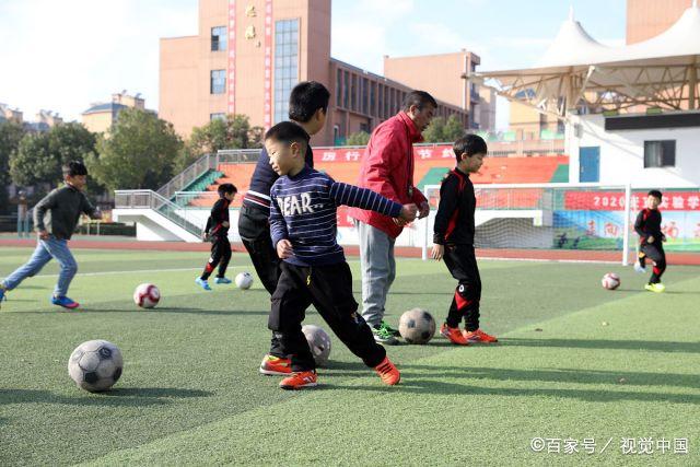 学足球应用_足球学到了什么