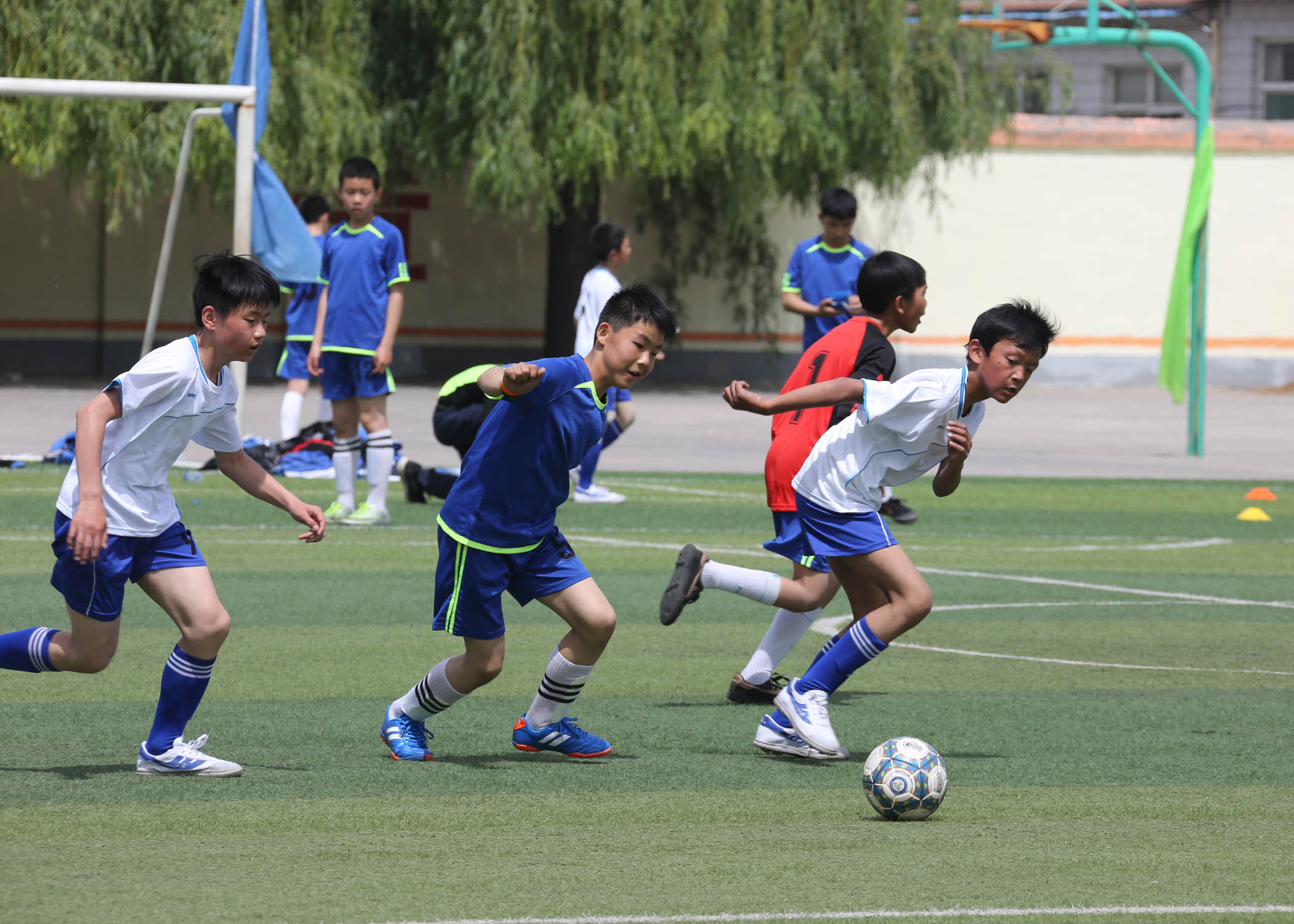 北京教育局小学生足球比赛_北京市中小学生足球联赛章程 2019