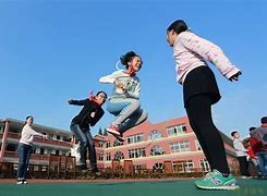 小学体育老师实习总结_小学体育老师的个人总结