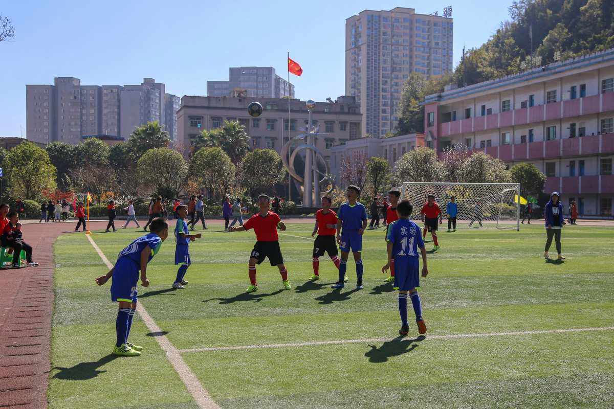 全国校园足球示范学校逸夫小学的简单介绍