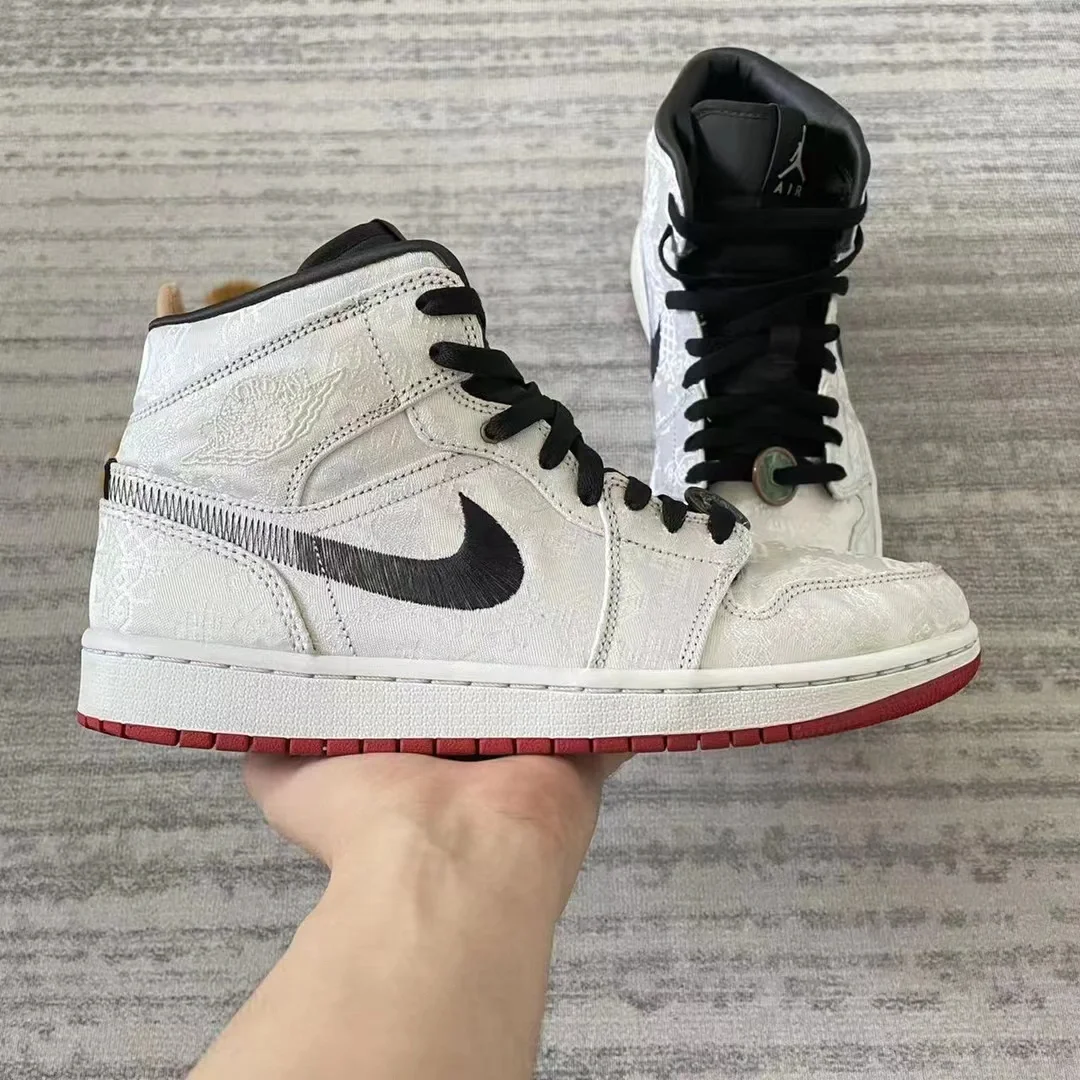 aj1白丝绸价格走势_aj1白丝绸原价是多少